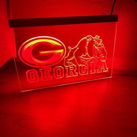 GEORGIA BULLDOGS LED NEON RED LIGHT SIGN 8x12 - Picture 3 of 3